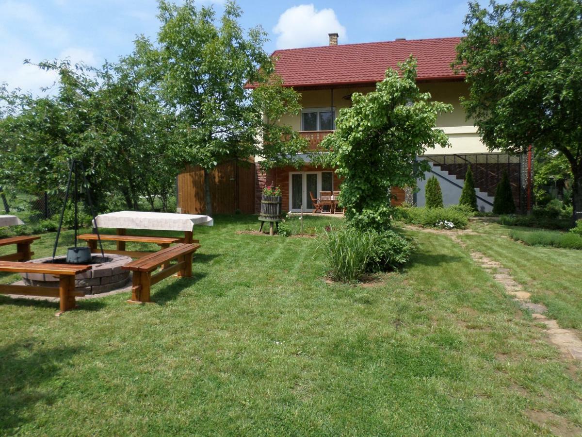 Apartmán Szabadido Vendeghaz Révfülöp Exteriér fotografie